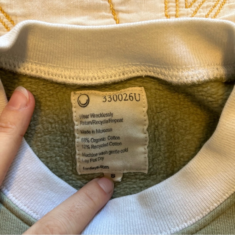 ☀️MUST GO free ship! For Days Green Crewneck Sweatshirt - White Collar - Small - Picture 4 of 9